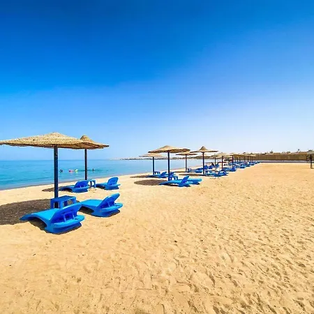 Cecelia Beach Hotel